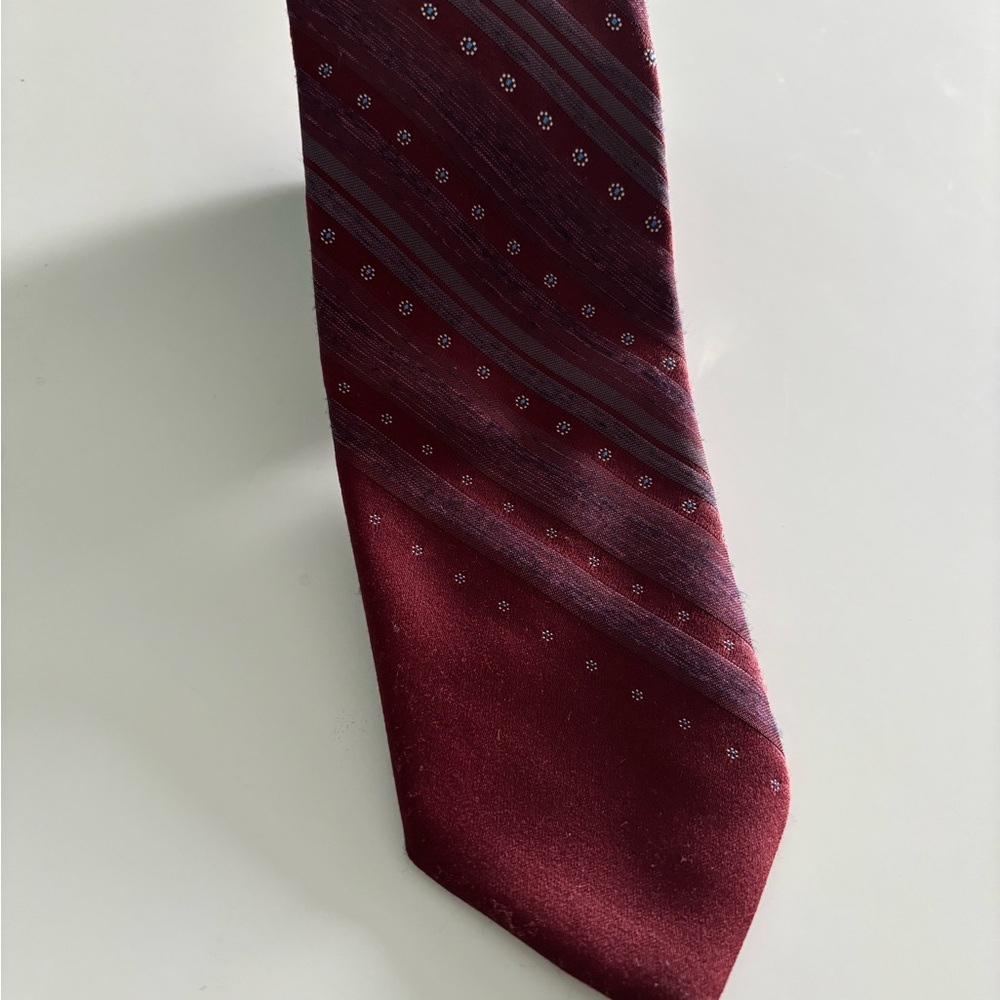 Vintage Wembley Burgandy Tie with Diagonal Stripe Patter